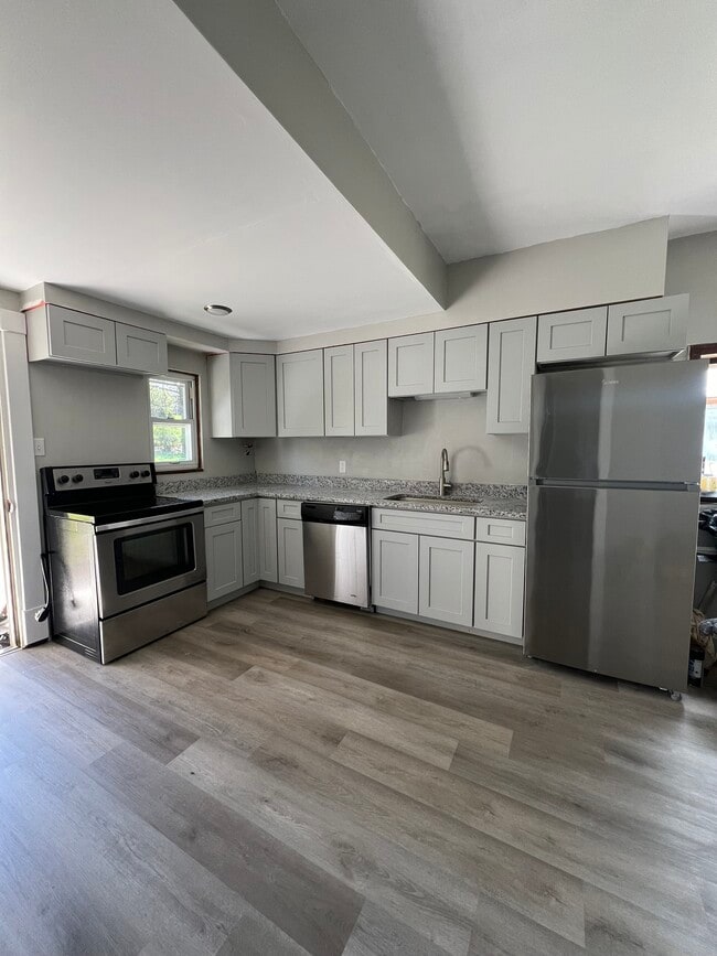 Building Photo - 3127 Braun Ave
