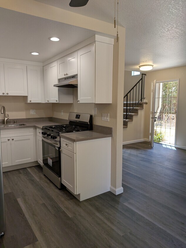 Foto principal - 960 Memorial Dr