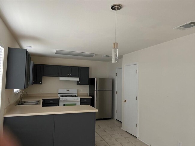 Foto del edificio - 173 Buttercup Way
