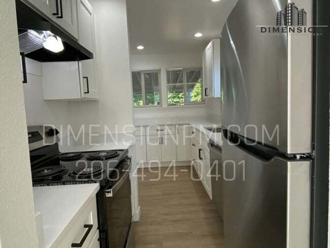 Building Photo - Charleston Duplex