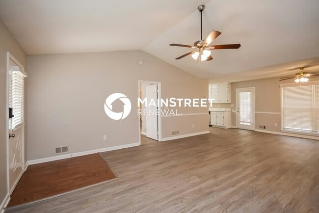 Photo - 3 Bedroom Pet-Friendly Home in Conyers, GA with Main Street Renewal