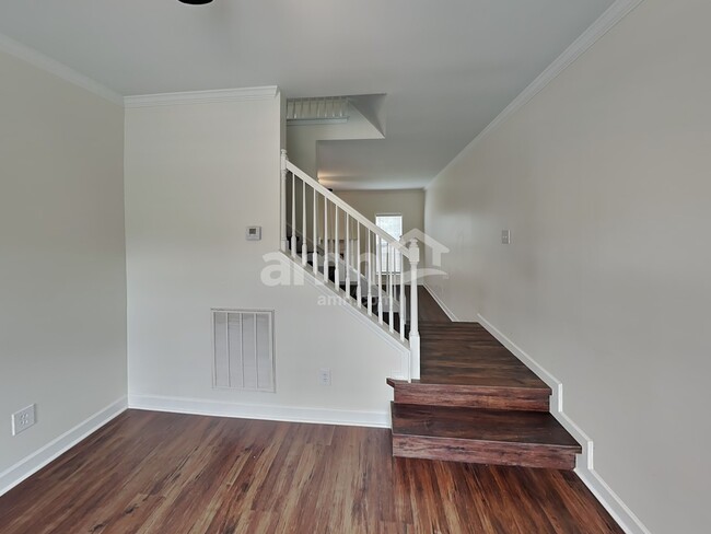 Foto del edificio - 3047 Romain Trail