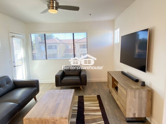Foto del edificio - 4925 E Desert Cove Ave