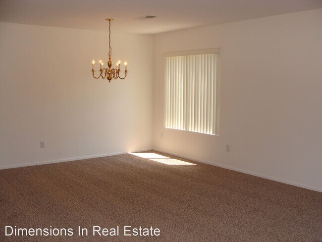 Building Photo - 4 br, 2.5 bath House - 615 Alber Street