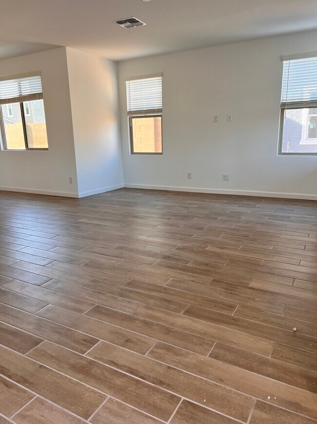 Foto del edificio - 25932 N 22nd Ln