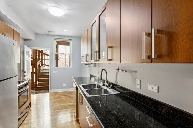 Foto del edificio - 7325 N Paulina St