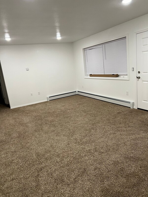 Foto del edificio - 5865 E Bogard Rd