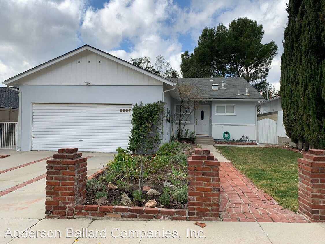 Primary Photo - 3 br, 2 bath House - 9967 Cabanas Ave