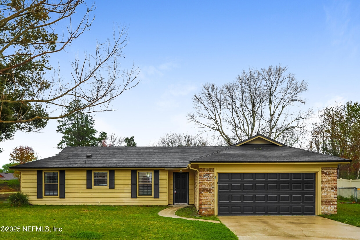 Foto principal - 1677 Farm Way