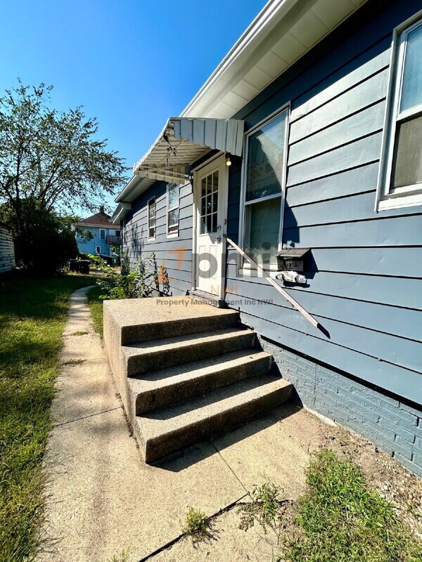 Foto del edificio - 203 Dupage St