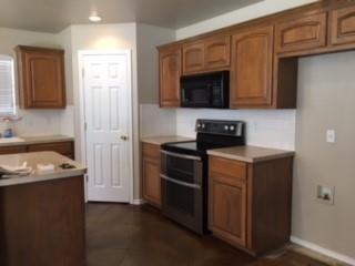 Building Photo - 2458 Township Ct