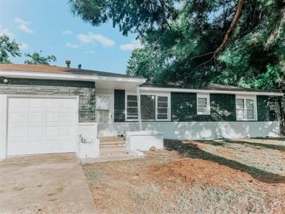 Foto principal - 422 S 4th St
