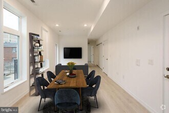 Building Photo - 1247 N 27th St