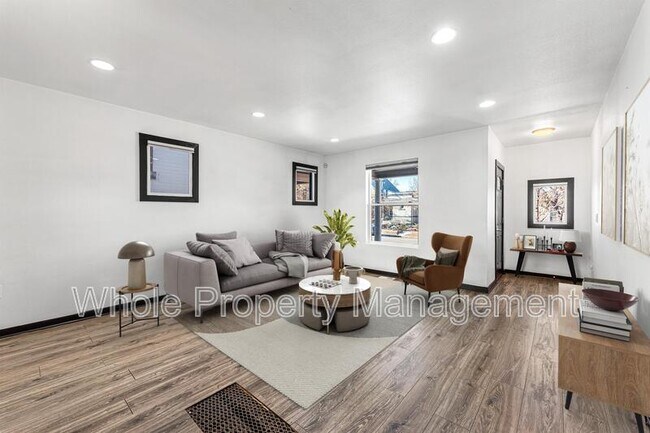 Foto del edificio - 856 Fox St