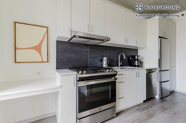 Foto del edificio - 343 W Schiller St