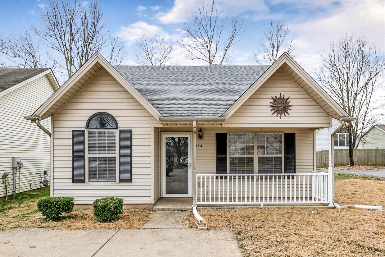 Foto principal - 132 Wood Glen Way