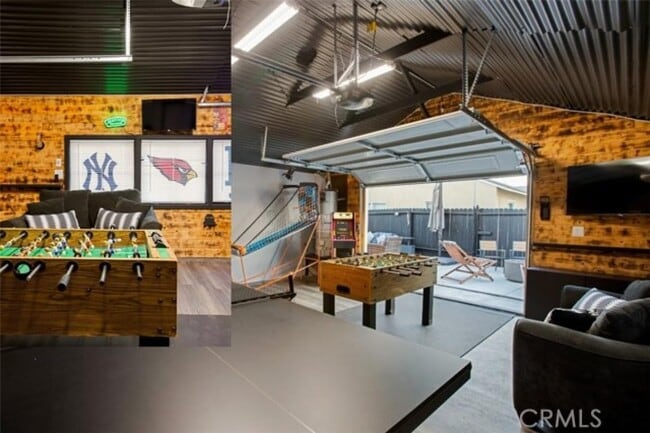 Cochera - 14709 Bodger Ave