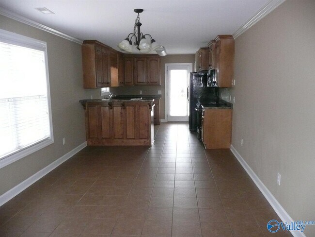 Foto del edificio - 161 Autumn Branch Dr