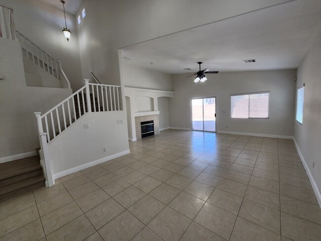 Building Photo - 753 Maranello St