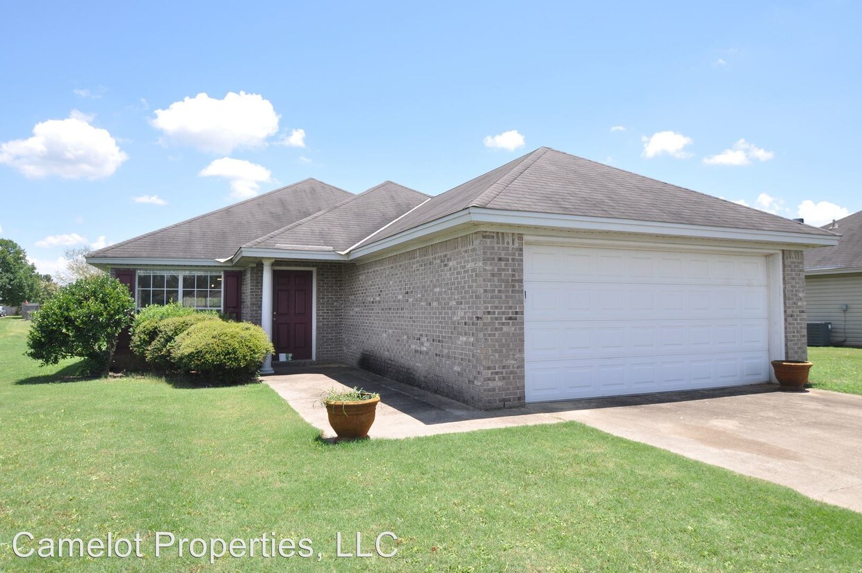 Foto principal - 578 McDonald Dr