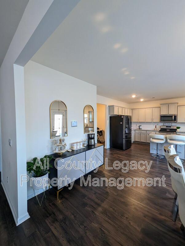 Foto del edificio - 3433 Hawthorn Farm Blvd