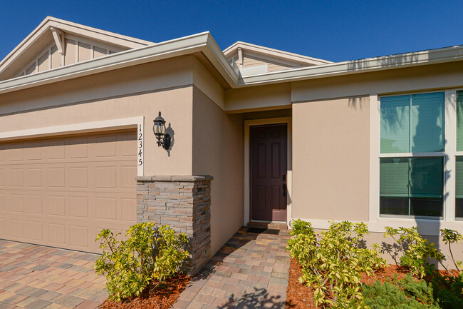 Building Photo - 12345 SW Sand Dollar Wy