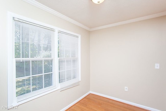 Building Photo - 3 br, 2 bath House - 3042 COTTONWOOD Drive