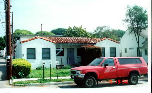 Primary Photo - 294 S Catalina St