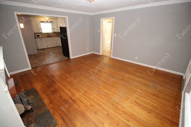 Building Photo - 917 S Urbana Ave