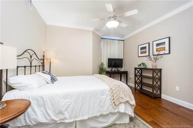 Foto del edificio - 875 NW Flagler Ave