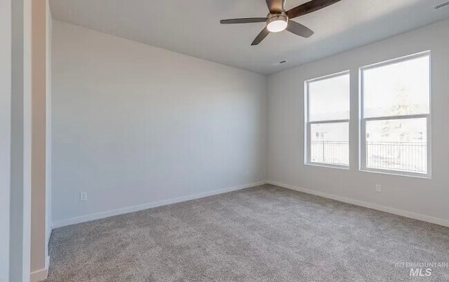 Foto del edificio - 4382 W Sunny Cove St