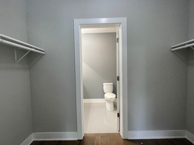 Foto del edificio - 1923 W 21st St