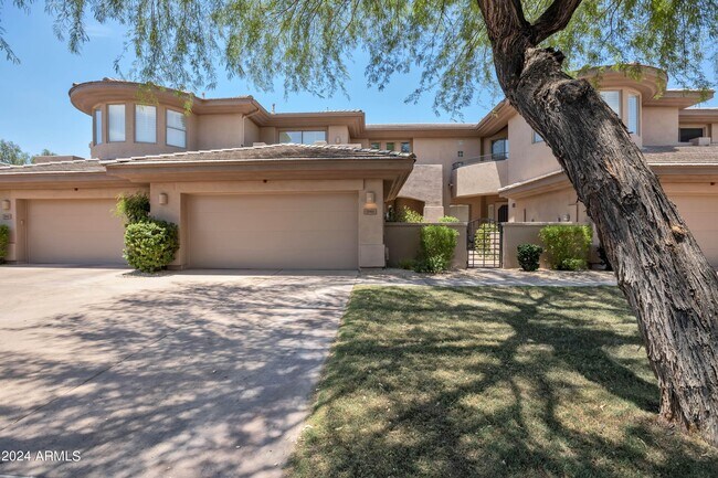 Foto del edificio - 15240 N Clubgate Dr
