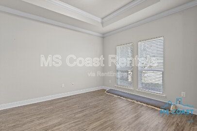 Building Photo - 8712 Park Ridge Ct