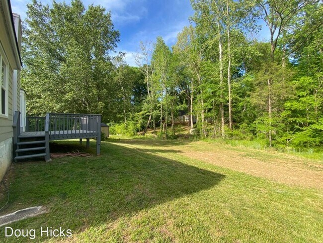 Foto del edificio - 3 br, 2 bath House - 8628 Lockerbie Ln