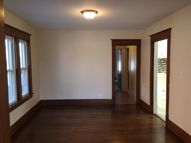 Dining room - 38 Tampa Dr