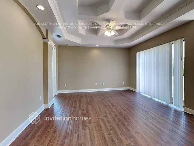 Building Photo - 4684 Tuscana Dr