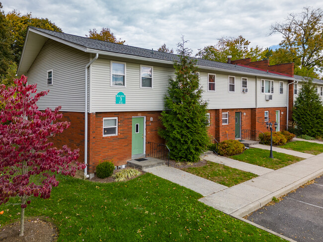 Building Photo - Orchard Hills