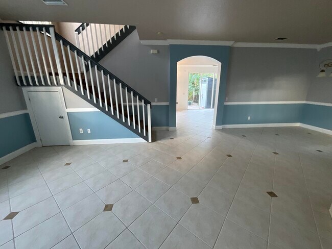 Building Photo - 11439 Silk Carnation Way