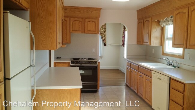 Building Photo - 2 br, 1 bath House - 11210 Donald Rd. NE