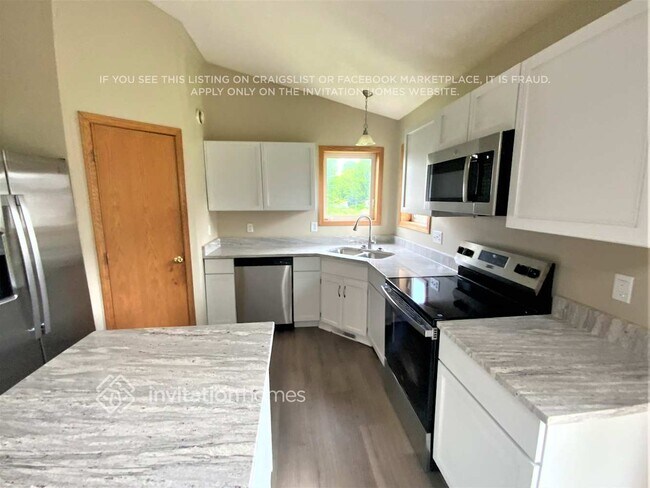 Foto del edificio - 10128 45th Pl NE