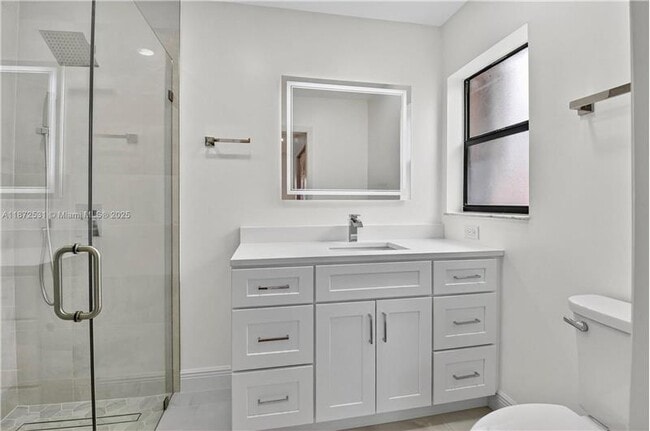 Building Photo - 9581 El Clair Ranch Rd