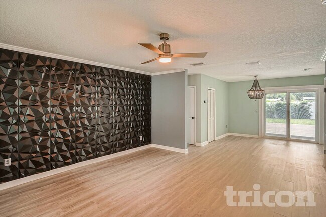 Foto del edificio - 2317 13th Ave SW