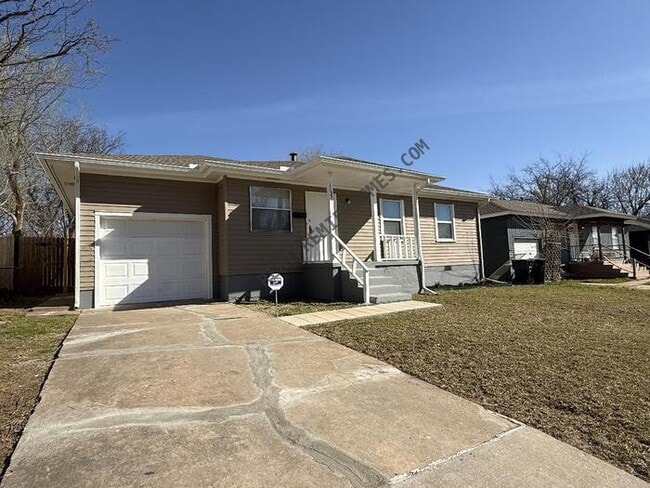 Photo - 1133 NW 84th St House