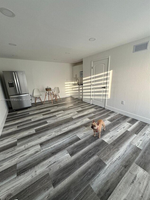 Foto principal - 17621 NW 42nd Ave