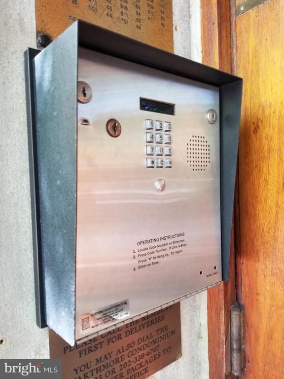 Foto del edificio - 1010 25th St NW