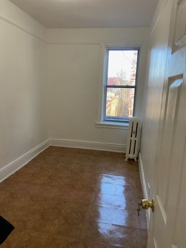 Building Photo - 81-10 37th Ave