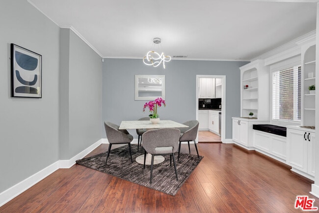 Foto del edificio - 1906 Veteran Ave