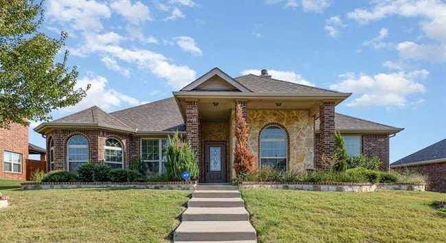 Building Photo - 908 Lincoln Dr