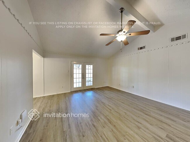 Building Photo - 4806 Lost Oak Dr